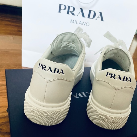 Womens Prada Shoes - Picture 3 of 4